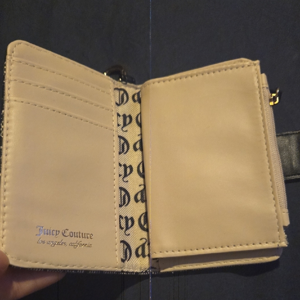 Juicy Couture Black and Cream Wallet with Heart Charm - Picture 3 of 5
